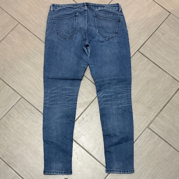 Victoria's Secret Dark Blue Skinny Jeans - Picture 2 of 4